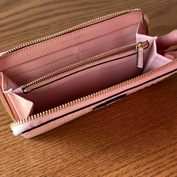 Tory Burch McGraw wallet - Picture 3 of 3